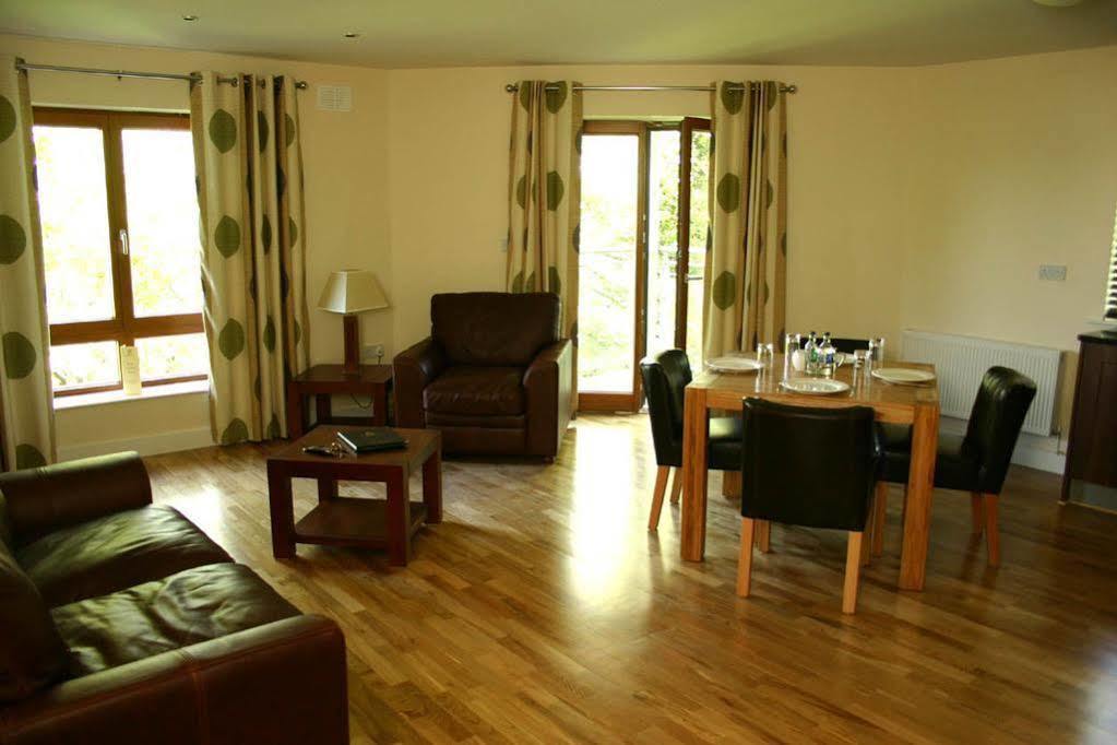 Annebrook House Hotel Μουλινγκάρ Δωμάτιο φωτογραφία